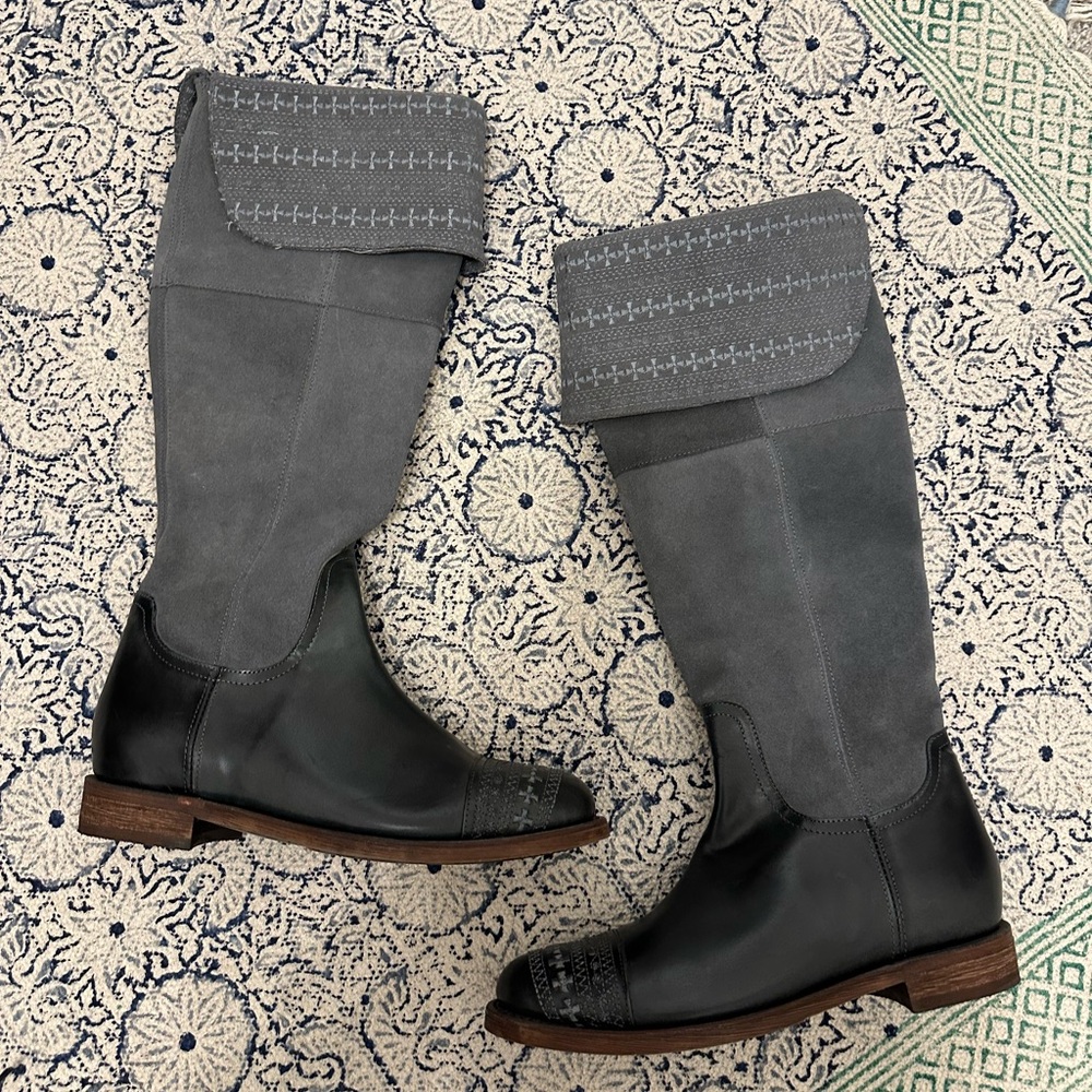 Reba by Justin Tall Suede & Leather Embroidered Boots - 5.5B
